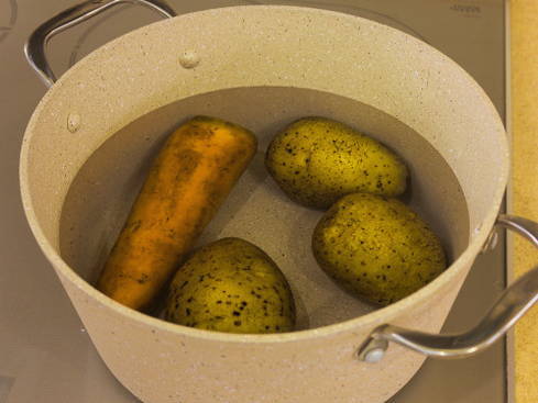 Салат Мимоза со сливочным маслом классический